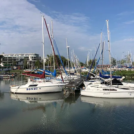 Apartment Sun And Beach Vacation In Siofok