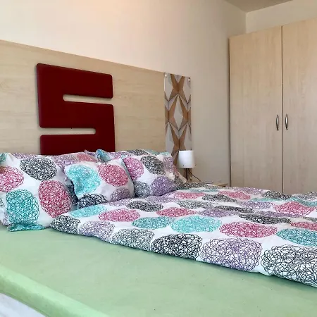 Sun And Beach Vacation In Apartment Siófok